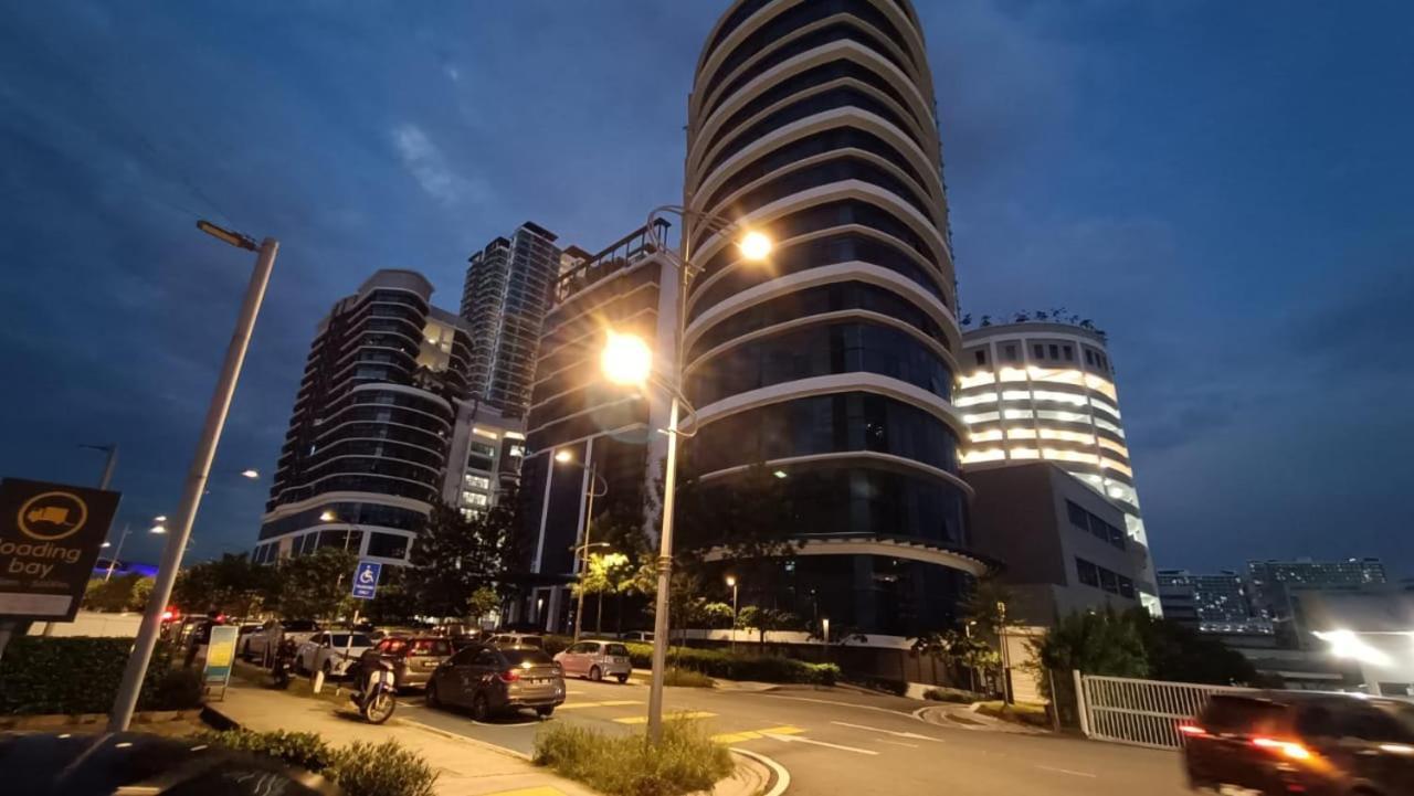 Pacific Towers Star Seksyen 13 Pj Jaya One Parking Pool Kitchen Apartment Petaling Jaya Exterior photo